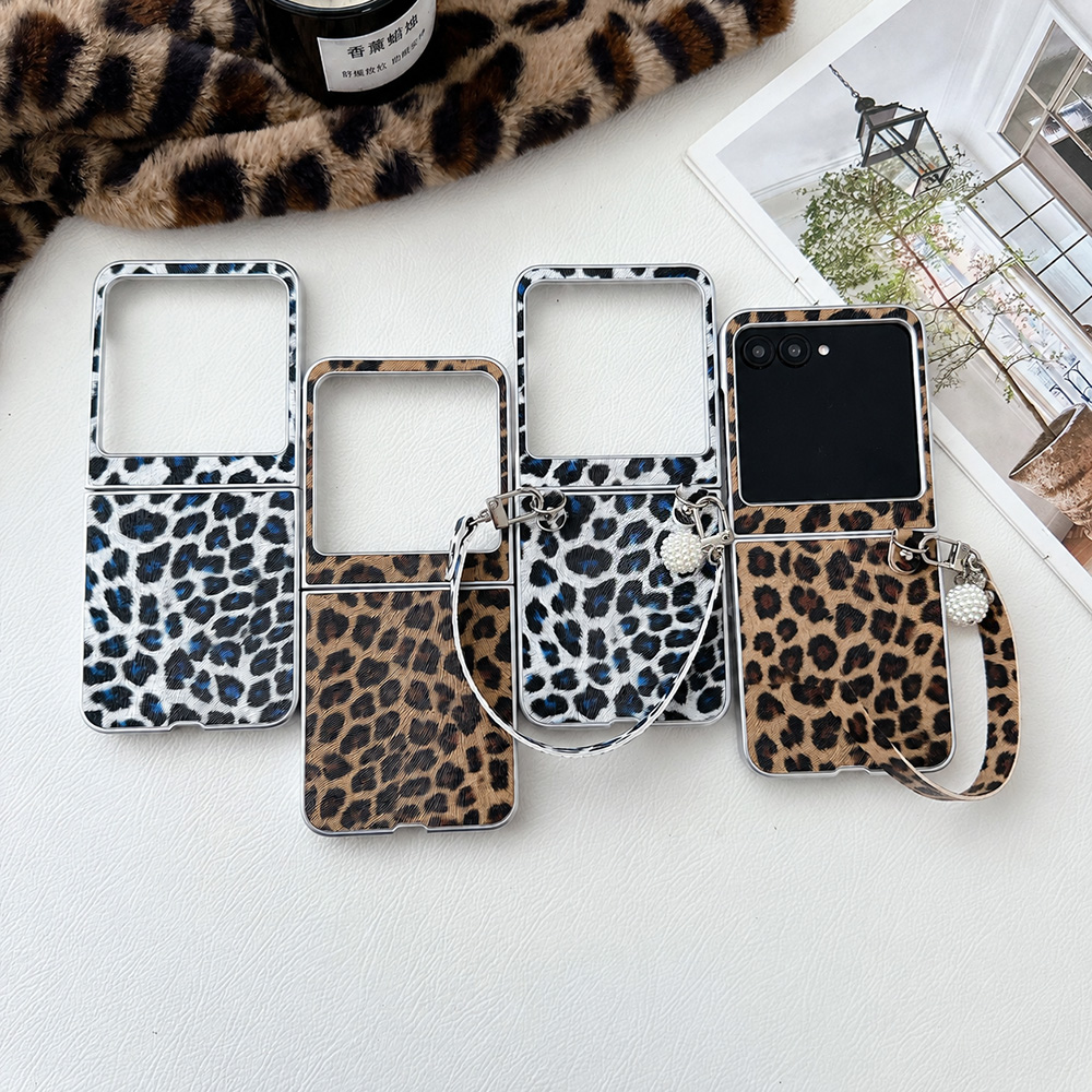 Women Accessories Photos - Funda plegable con estampado de leopardo