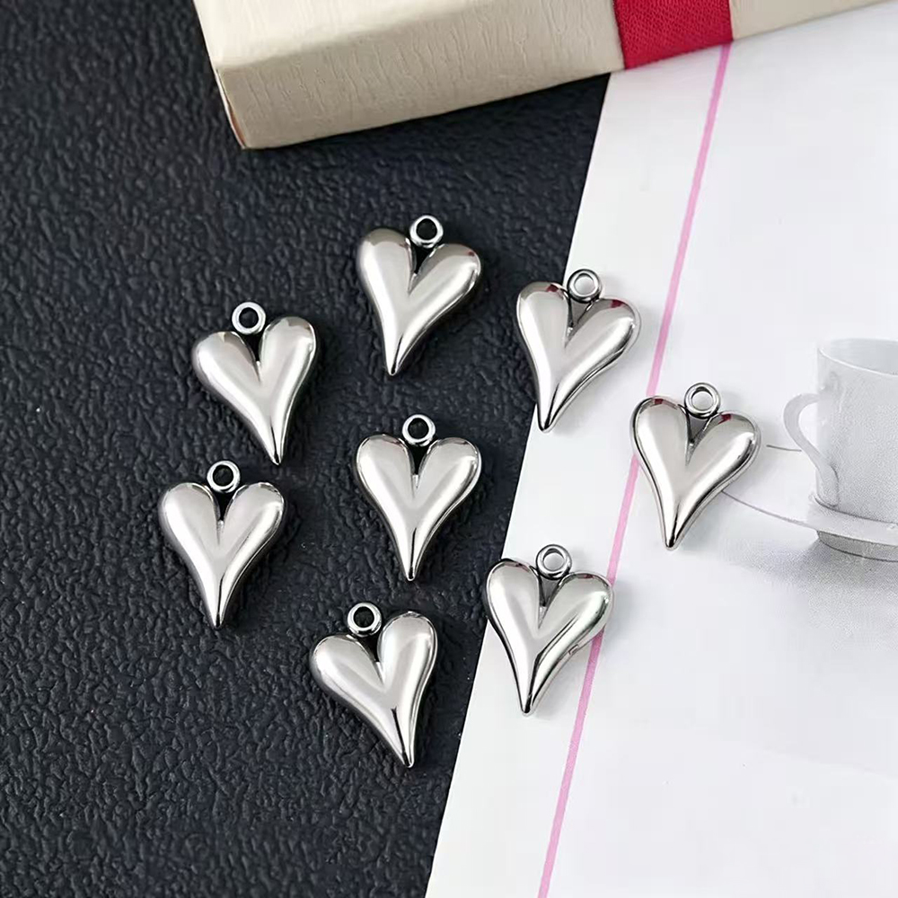 10 piezas de dijes de corazón  - Statement Earrings Oversized reseña y precio