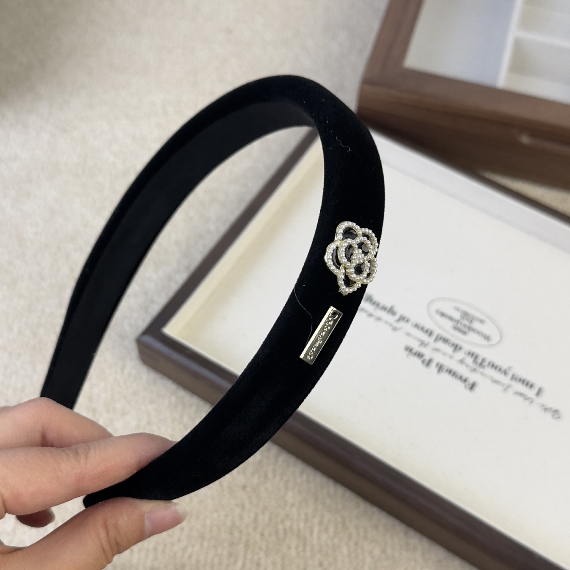 Diademas con logotipo de Camel - Women Accessories Logo reseña y precio