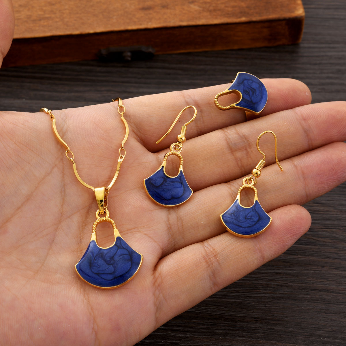 Conjunto de joyería de color d - Women Accessories Png reseña y precio